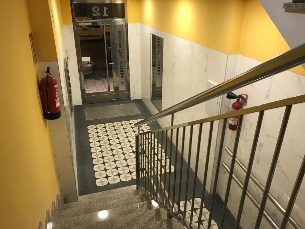 Apartamento Expectacular,Centrico,Nuevo 5 Min A Pie De La Laurel Vivienda De Uso Turistico Logrono Bagian luar foto
