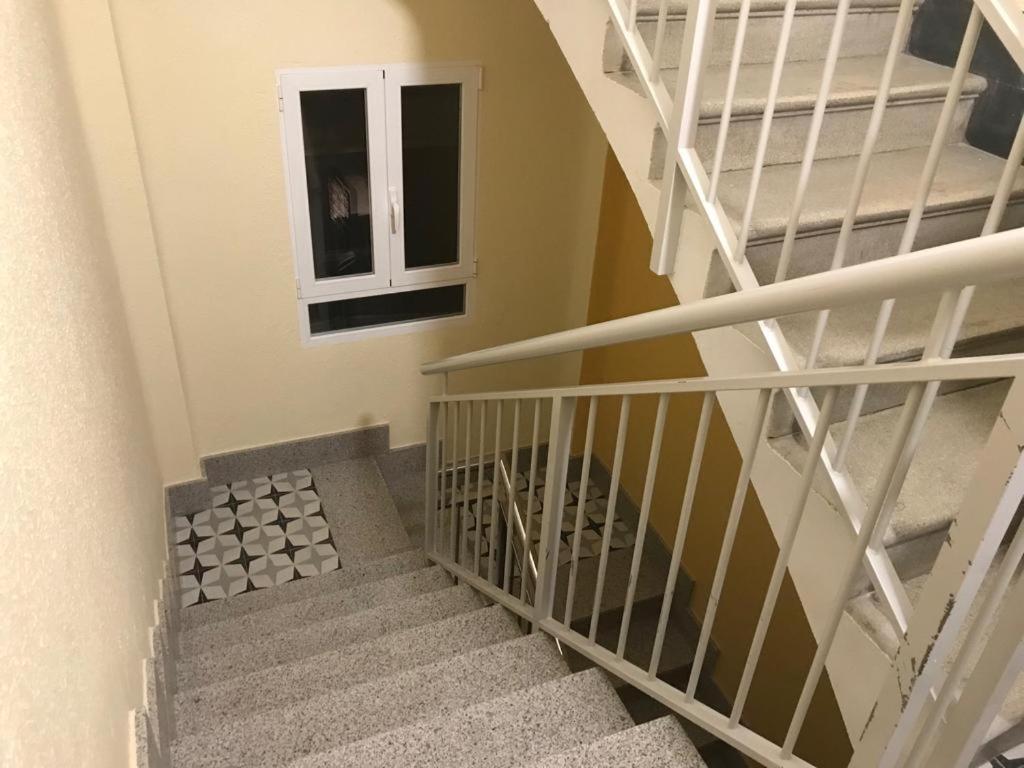 Apartamento Expectacular,Centrico,Nuevo 5 Min A Pie De La Laurel Vivienda De Uso Turistico Logrono Bagian luar foto