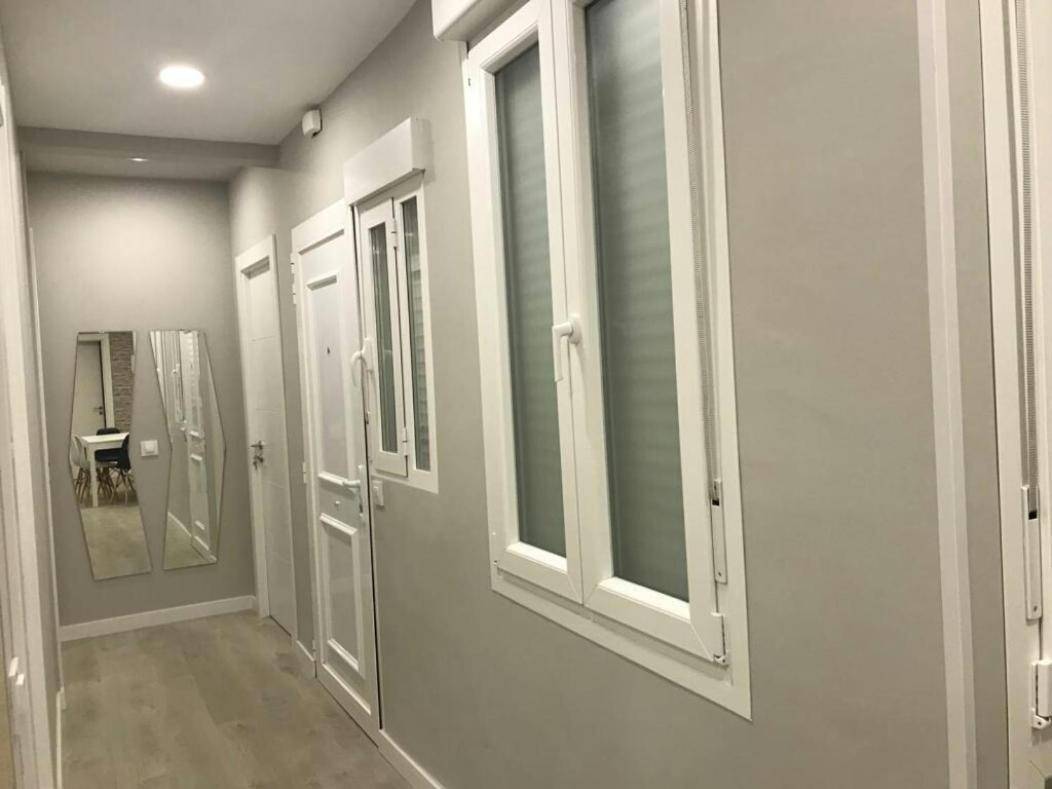 Apartamento Expectacular,Centrico,Nuevo 5 Min A Pie De La Laurel Vivienda De Uso Turistico Logrono Bagian luar foto